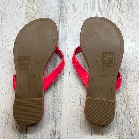 DOLCE VITA Daffa Sandals in Hot Pink Stella - Size
3 Youth - Picture 4 of 6